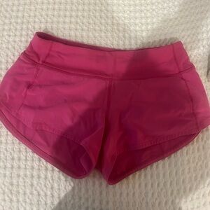 Lululemon Pink speed ups 2.5 inseam size 4